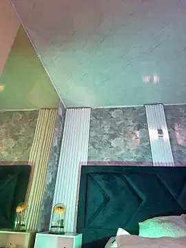 Stripchat Live Sex of MollyCruz