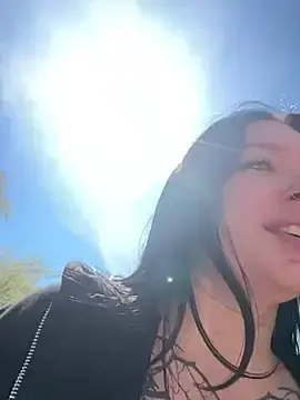 Stripchat Live Sex Cam of AlishaOfThorns