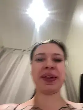 Stripchat Free Porn Cam of AlishaOfThorns