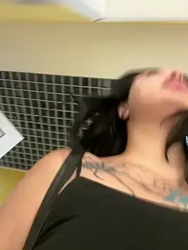Stripchat Live Sex of AlishaOfThorns
