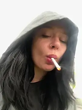 Stripchat Sex Cam of AlishaOfThorns