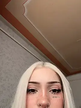 Stripchat Nude Webcam of madelinexx