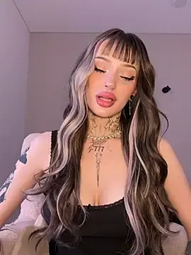 Stripchat Free Live Porn of madelinexx