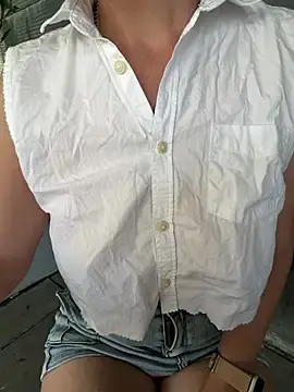 Stripchat Live Porn of NataKitten