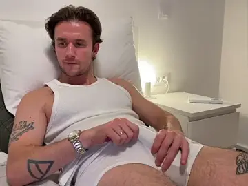 Stripchat Live Sex Cam of cute_mark