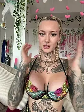 Stripchat Nude Webcam of Stella-Kink