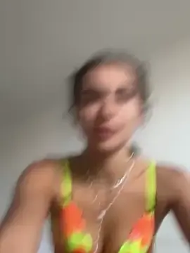Stripchat Sex Cam of itsyourgirltee
