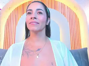 Stripchat Live Sex of violet_scott_