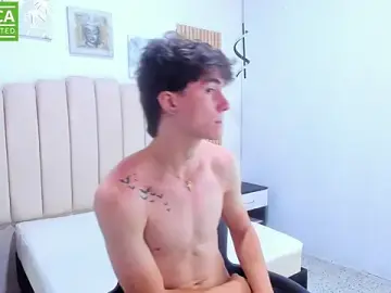 Stripchat Live Sex of JEINS_FISHER