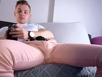 Stripchat Adult Webcam of S3Xyes
