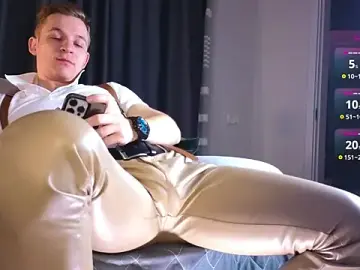 Stripchat Watch Live Sex Cams of S3Xyes
