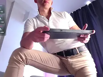 Stripchat Free Live Porn of S3Xyes