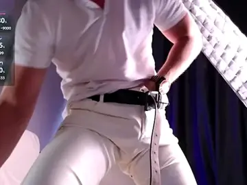 Stripchat Best Webcam of S3Xyes