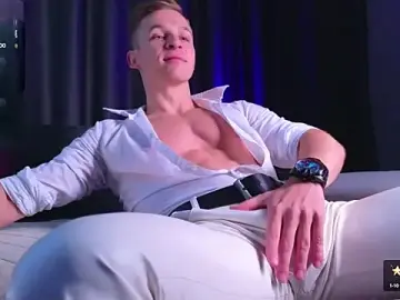 Stripchat Sex Cam of S3Xyes