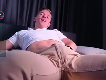 Stripchat Live Sex of S3Xyes