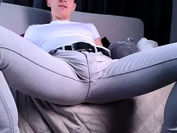 Stripchat Free Live Porn of S3Xyes