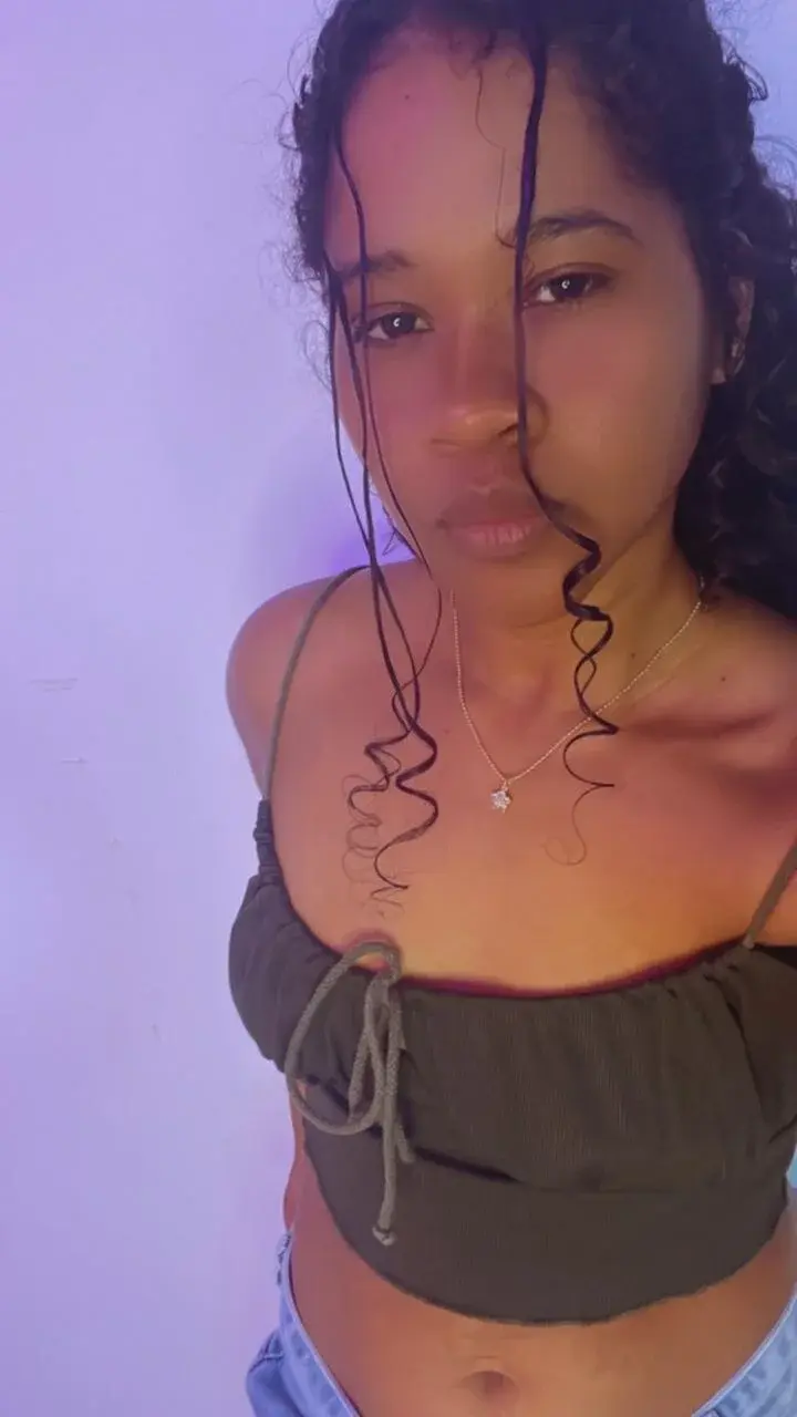 Scarlet_luna1