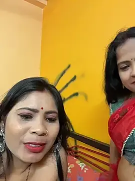 Stripchat Adult Webcam of RedQQueen