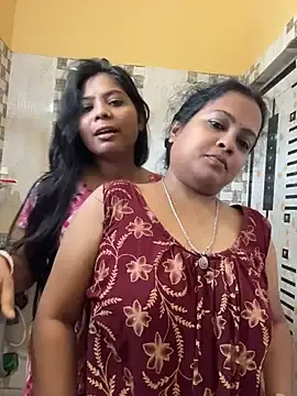 Stripchat Sex Chat of RedQQueen