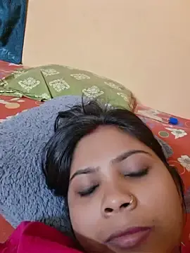 Stripchat Sex Cam of RedQQueen