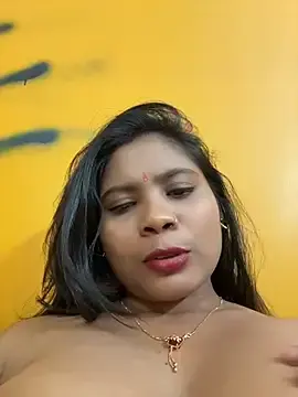 Stripchat Adult Webcam of RedQQueen