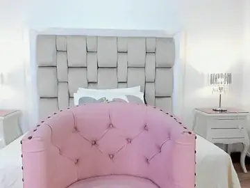 Stripchat Sex Cam of frehia_dimou