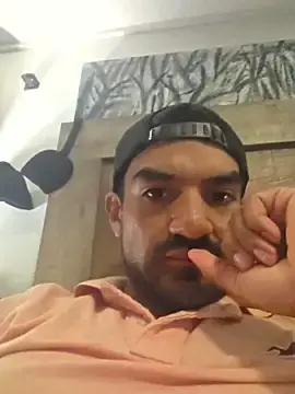 Stripchat Adult Webcams of piggylatino