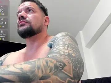 Stripchat Best live sex cam show of musclemonster31