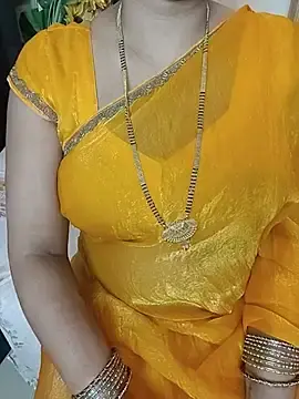 Stripchat Live Sex of kaamuk_shweta
