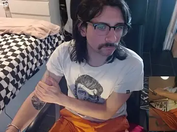 Stripchat Live Sex Cam of Chuck-FR