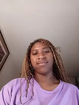 Stripchat Live Sex Cam of EvonyFoxxx