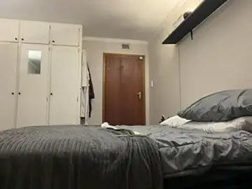 Stripchat Live Sex of 2hornyguyz