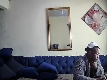 Stripchat Adult Webcam of SHORTGUN_STALLION
