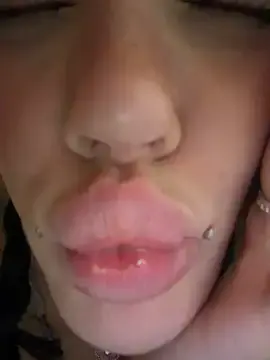 Stripchat Free Live Porn of Melissa_crazy