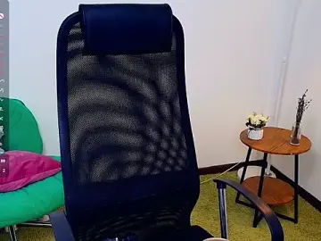 Stripchat Live Porn of OwlLynn