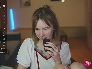 Stripchat Free Live Porn of mel_collins