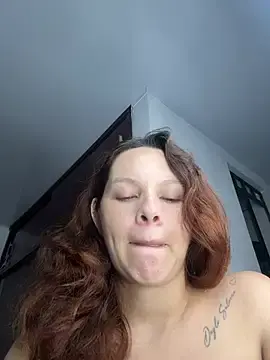 Stripchat Watch Live Sex Cams of miacarrot