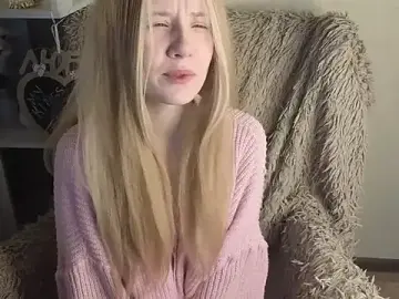 Stripchat Live Sex Cam of sarakaell