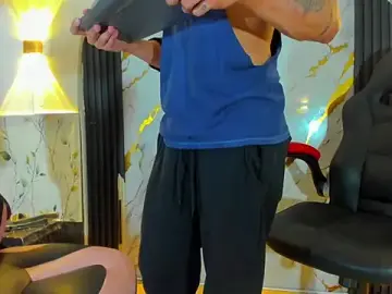 Stripchat Live Porn of Brandon_Bless