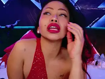 Stripchat Best live sex cam show of ElyaQuinn