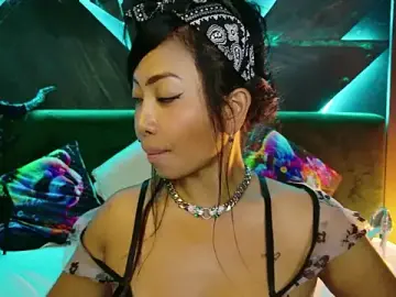 Stripchat Best Webcam of ElyaQuinn
