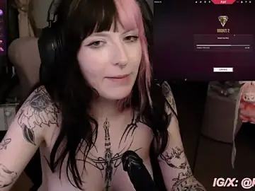 Stripchat Free Live Porn of kittlunixx