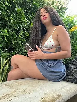 Stripchat Live Sex of roxyrougee
