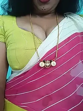 Stripchat Live Porn of Raksitha_kannada