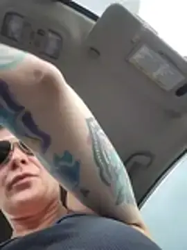Stripchat Adult Webcam of HollyTattoo