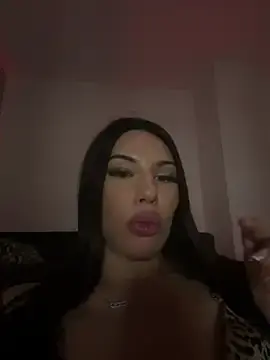 Stripchat Free Porn Cam of ItsNina_