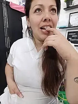 Stripchat Free Live Porn of SARA_21-