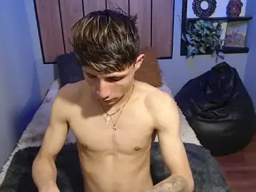 Stripchat Nude Webcam of Yao_23