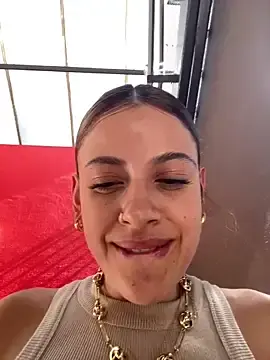 Stripchat Live Sex of alana15