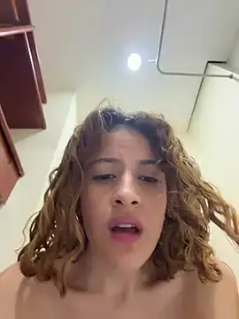 Stripchat Sex Cam of alana15